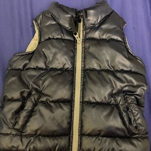 Old Navy 2T Puffer Vest